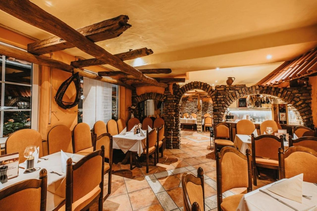 Hotel Restaurant Adria Stuben Bruehl Exterior foto